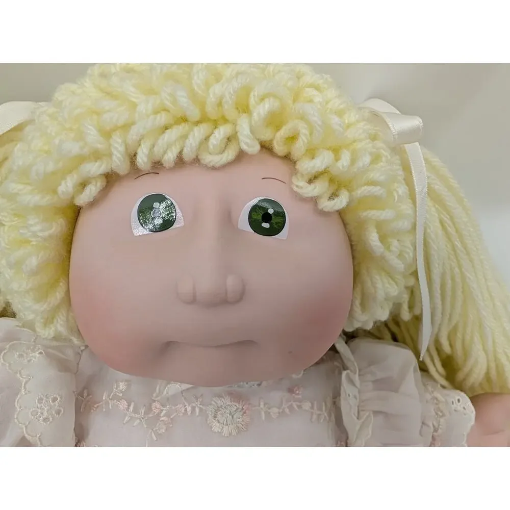 Cabbage Patch Kids 1985 Porcelain Collection Leslie Ellen With Tags/Adoption **